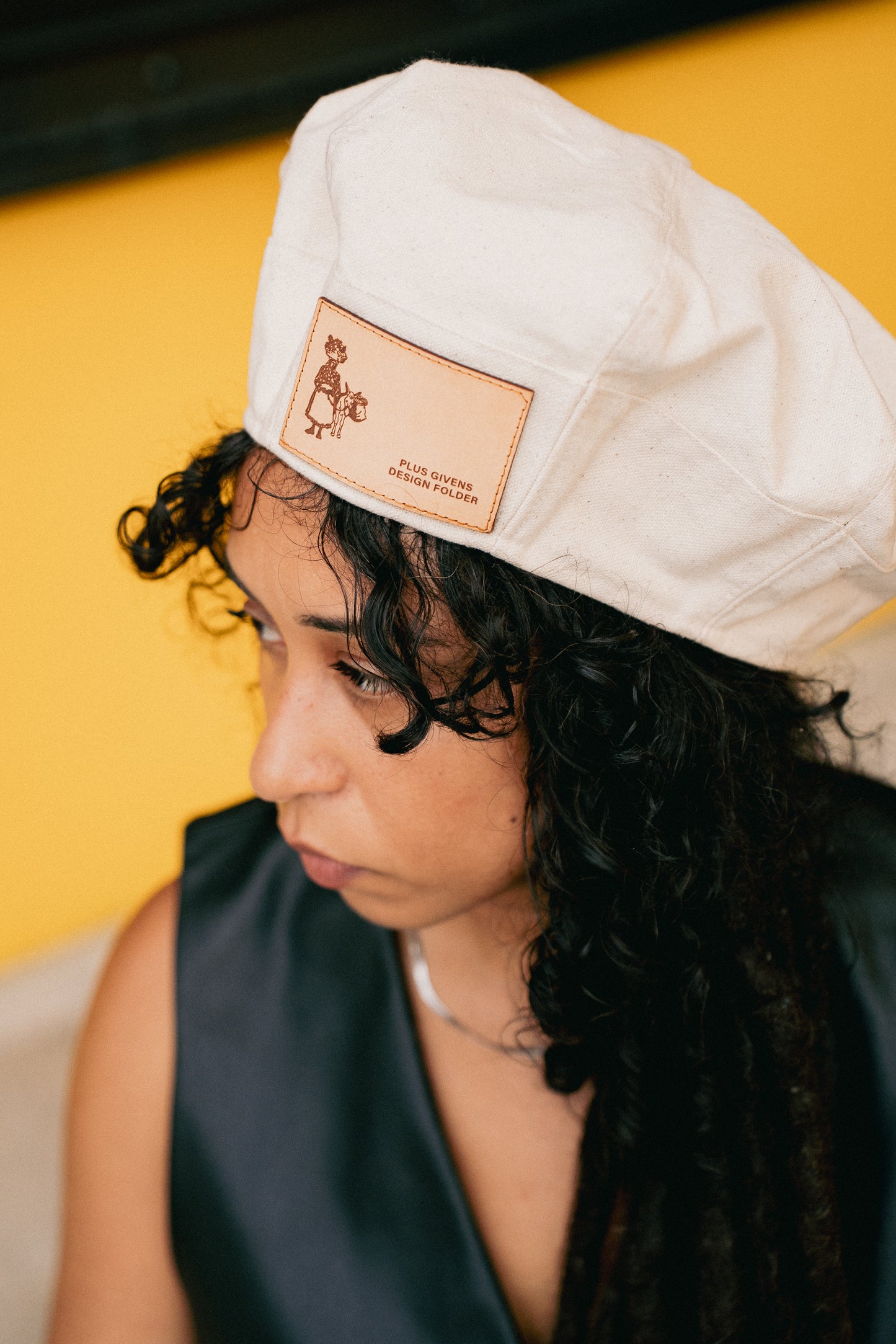 Crown Raw Canvas